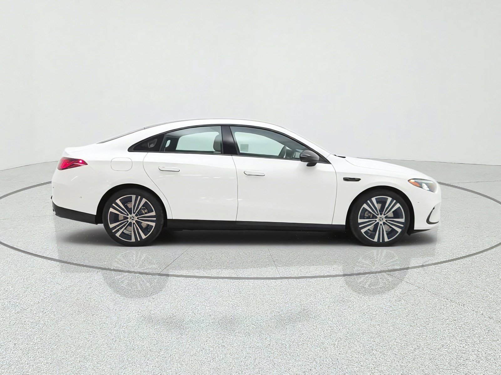 New 2027 Polar White Mercedes-Benz CLA 250+ Electric RWD image 25