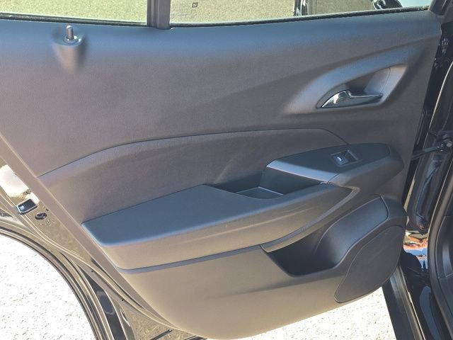 2025 Chevrolet Trax RS - Photo 28