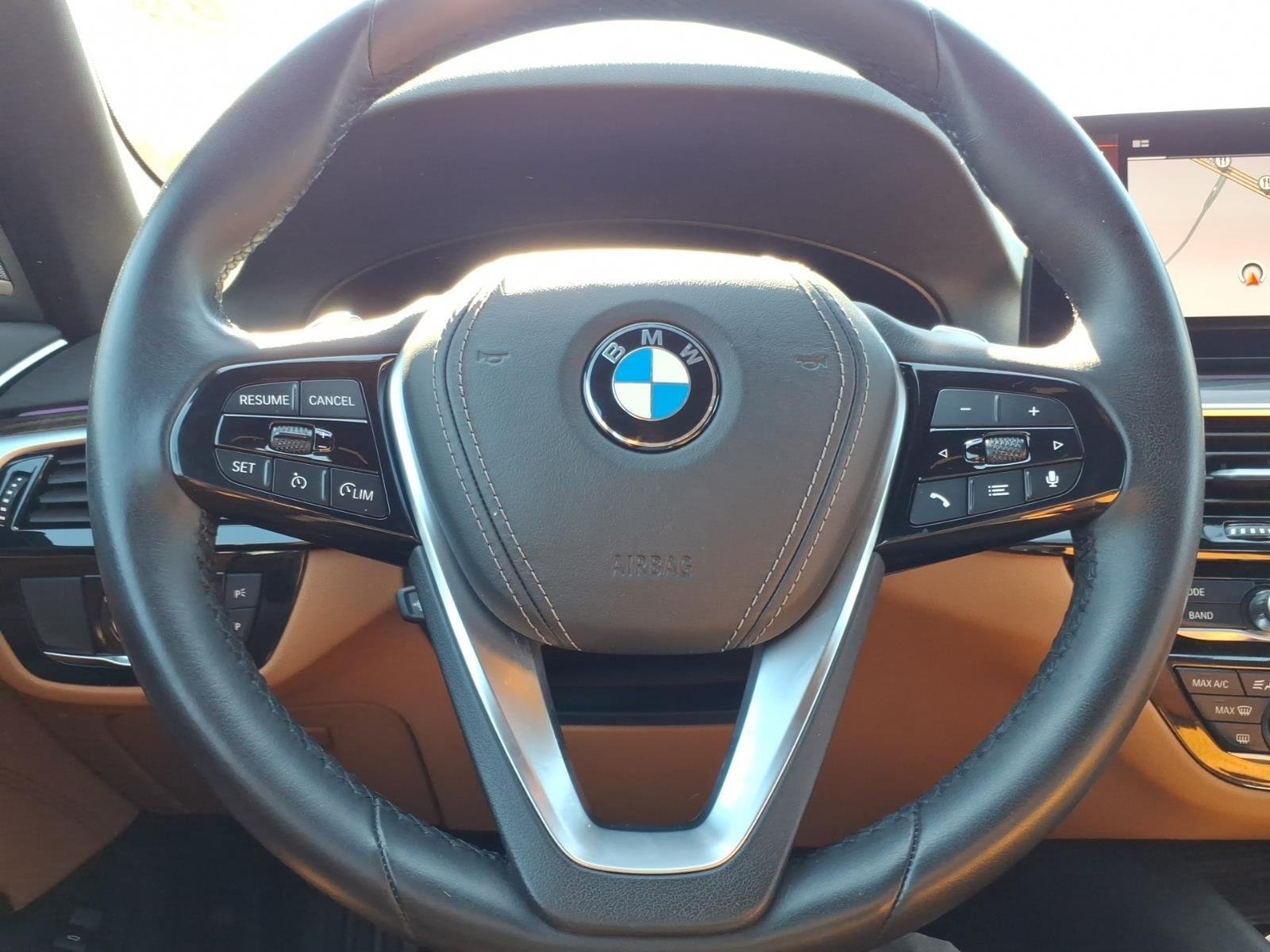 Used 2021 Alpine White BMW 530i image 25