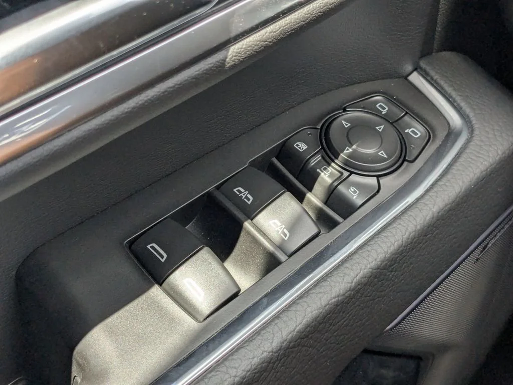 2025 GMC Sierra 2500HD Denali - Photo 30