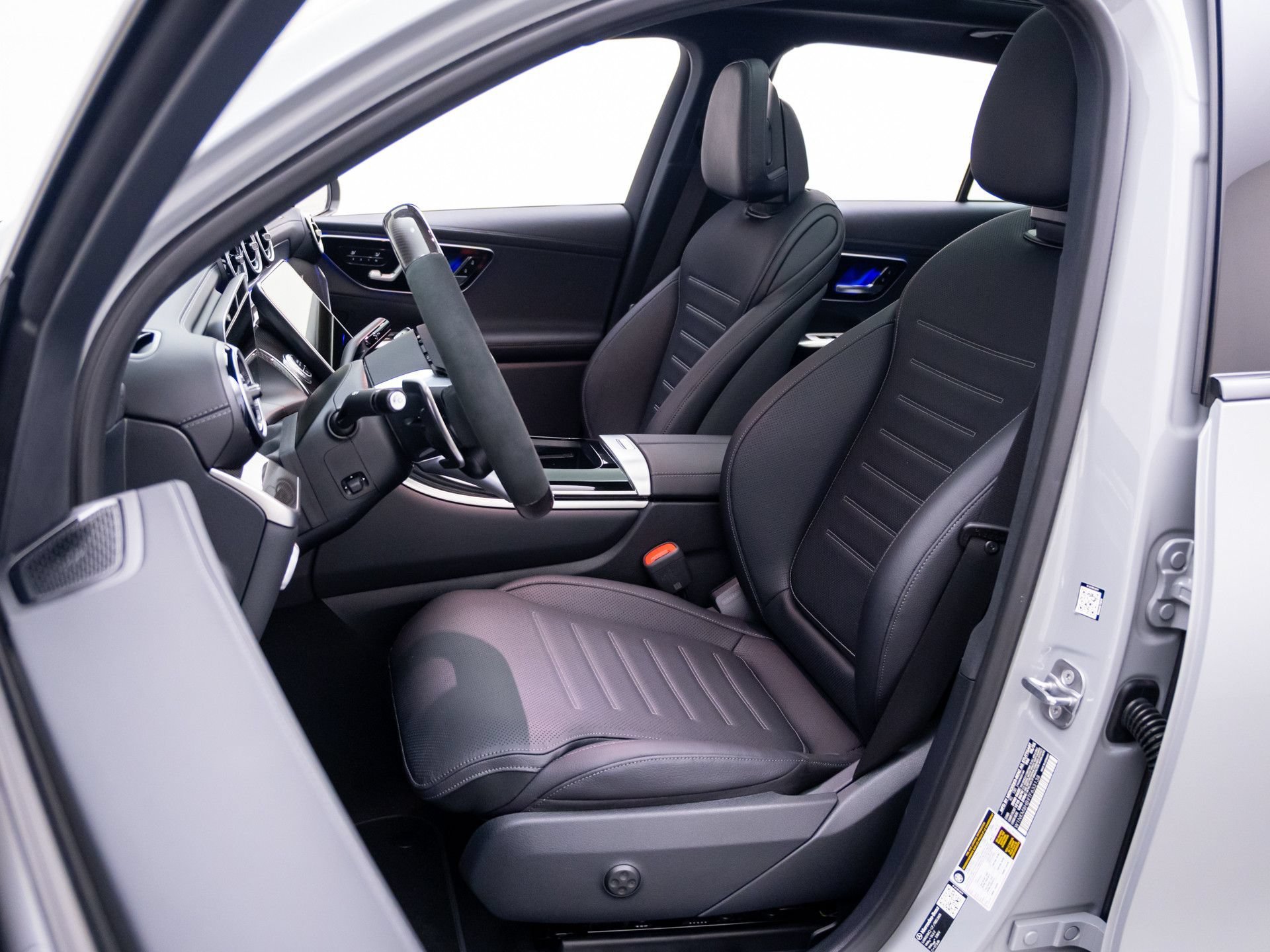 New 2026 MANUFAKTUR Alpine Grey Mercedes-Benz GLC 43 AMG® image 57