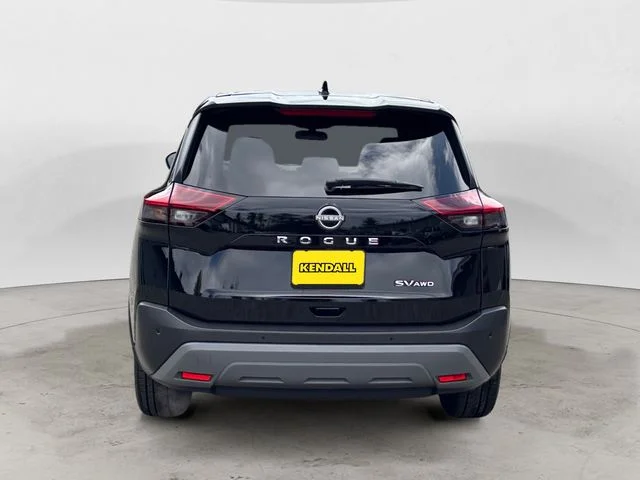 Used 2023 Super Black Nissan SV image 4