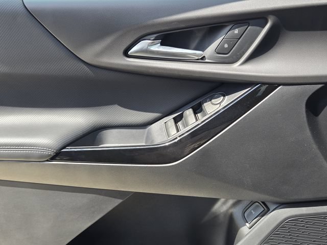 2027 Chevrolet Equinox LT - Photo 18