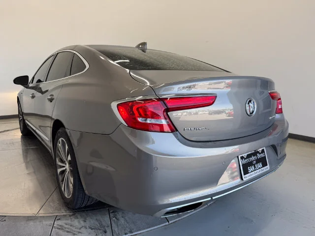 Used 2017 Pepperdust Metallic Buick Essence image 10