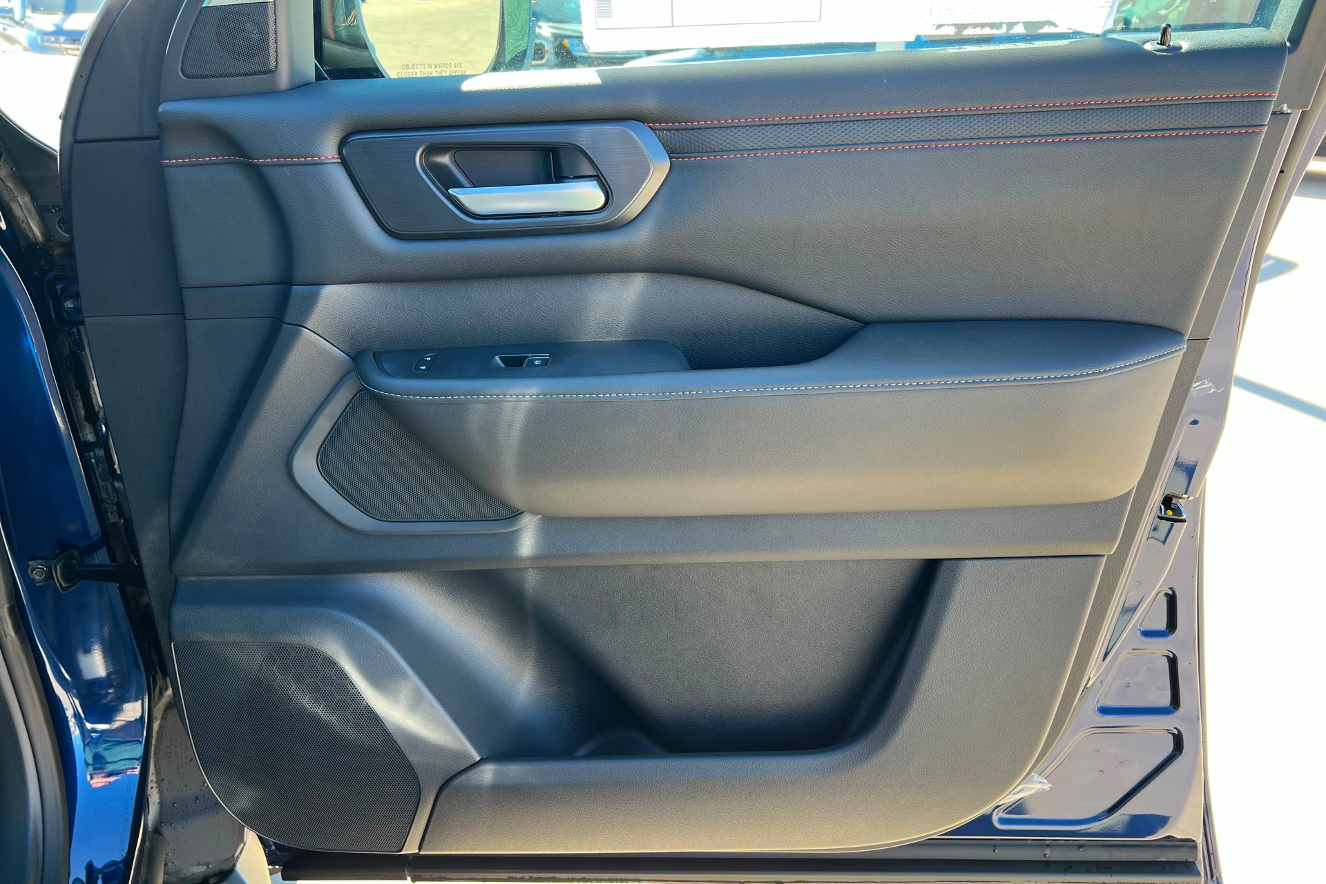 New 2026 Deep Ocean Blue Pearl Nissan PRO-4X® image 25