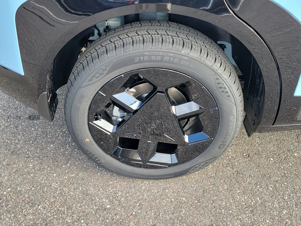 New 2027 Frost Blue / Black Roof Kia X-Line S image 37