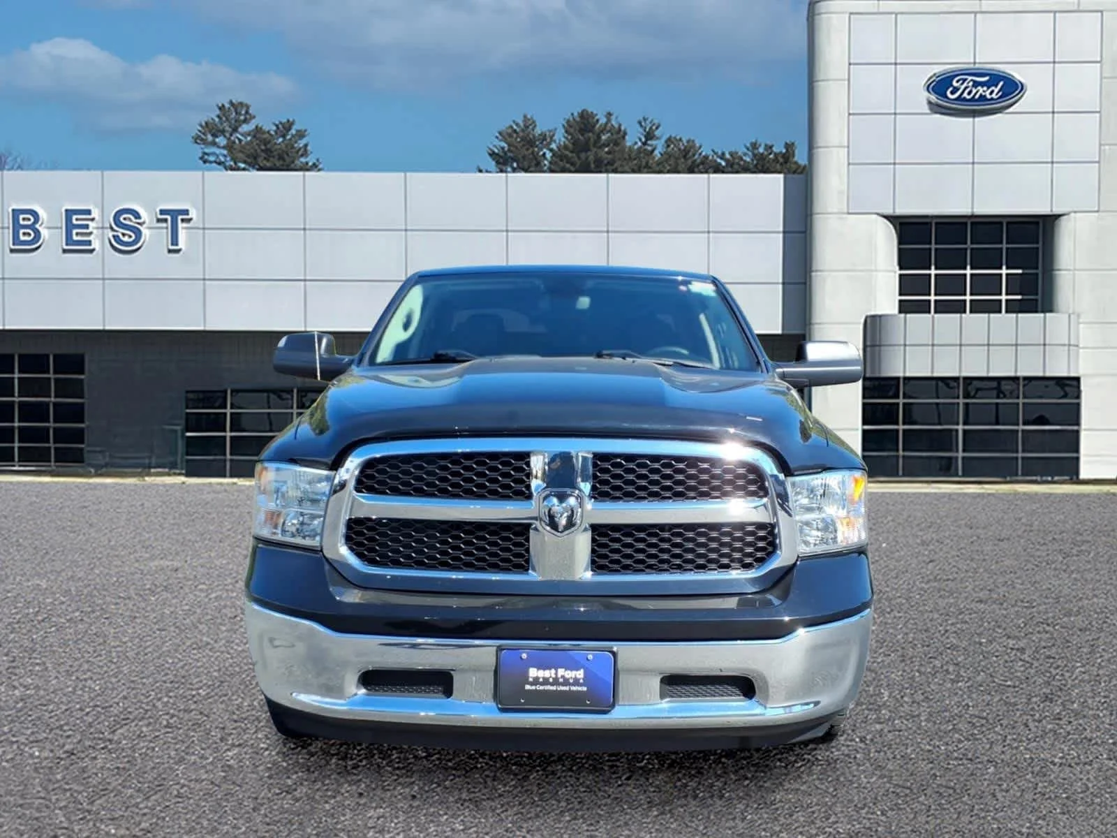 Used 2022 Diamond Black Crystal Pearlcoat Ram Tradesman image 10