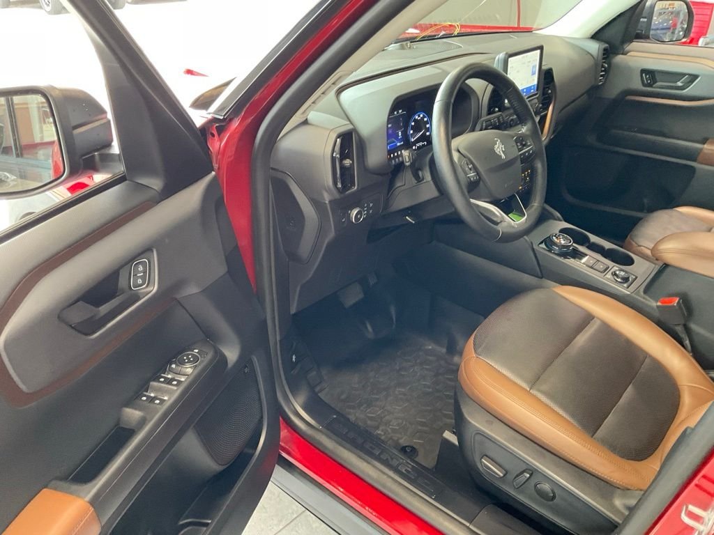 Used 2021 Red Ford Badlands image 8