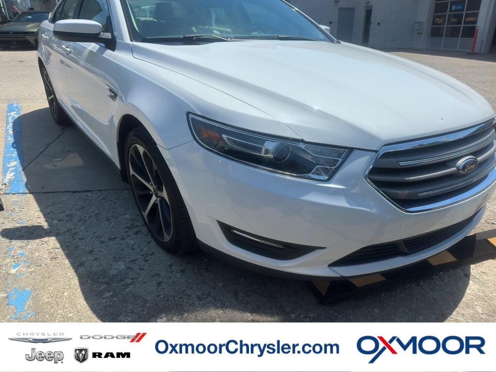 2016 Ford Taurus