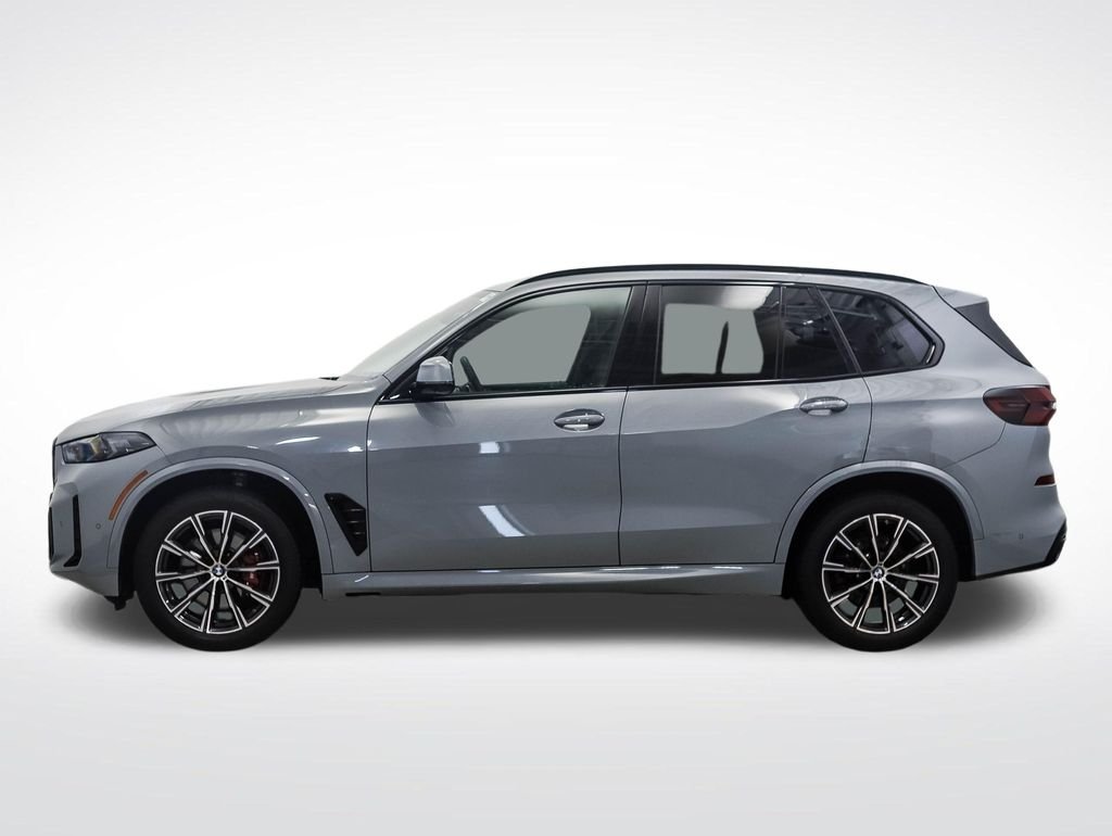 Used 2024 BMW X5 40i with VIN 5UX23EU0XR9U46137 for sale in Minneapolis, Minnesota