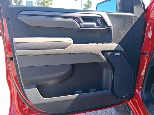 2026 Chevrolet Silverado 1500 ZR2 - Photo 14