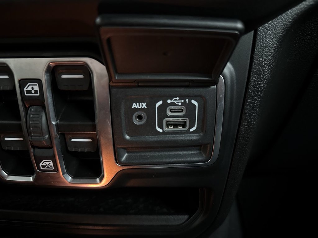 2024 Jeep Wrangler 4-Door Sahara - Photo 33
