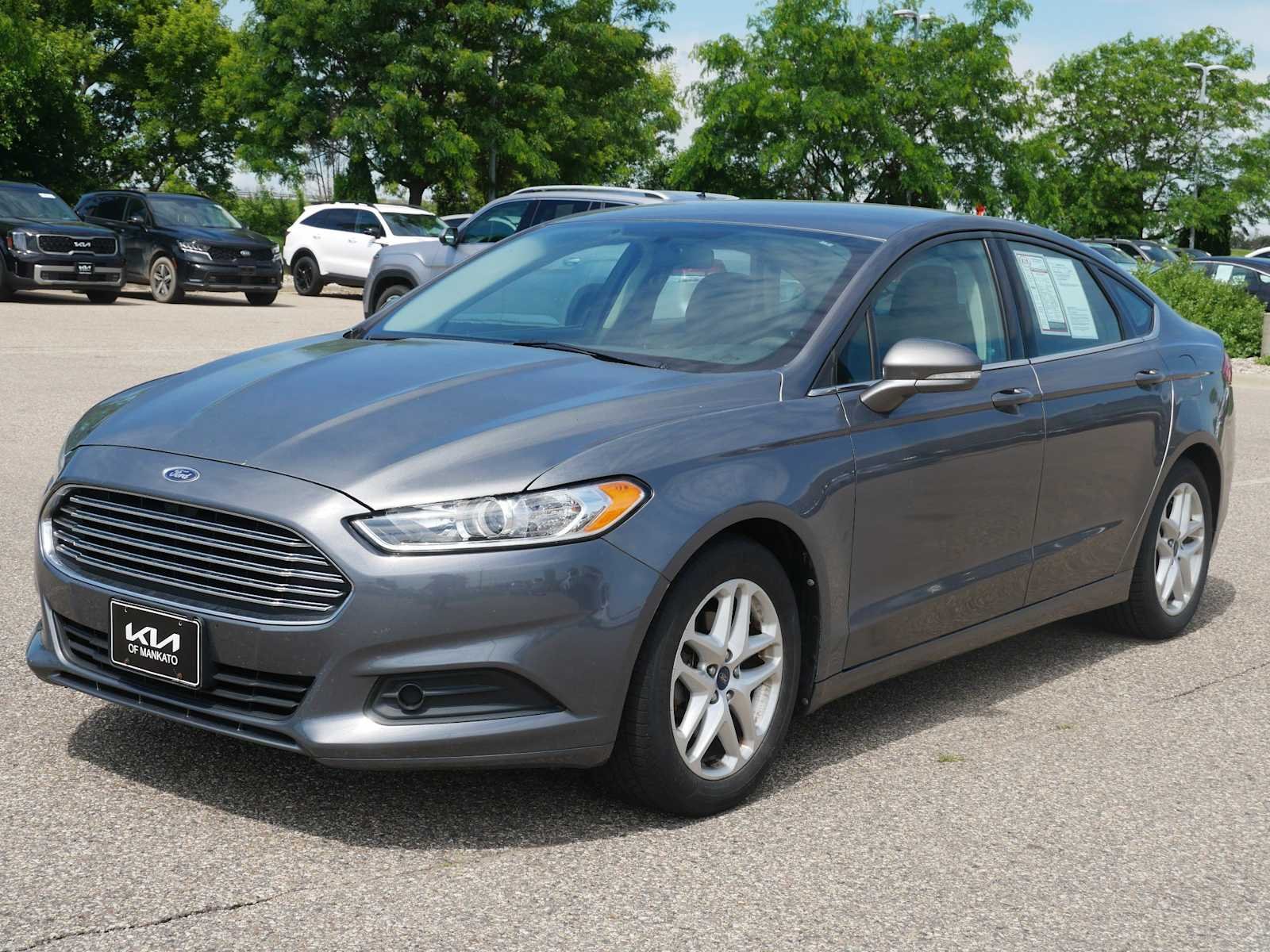 Used 2014 Ford Fusion SE with VIN 1FA6P0H70E5393392 for sale in Mankato, Minnesota