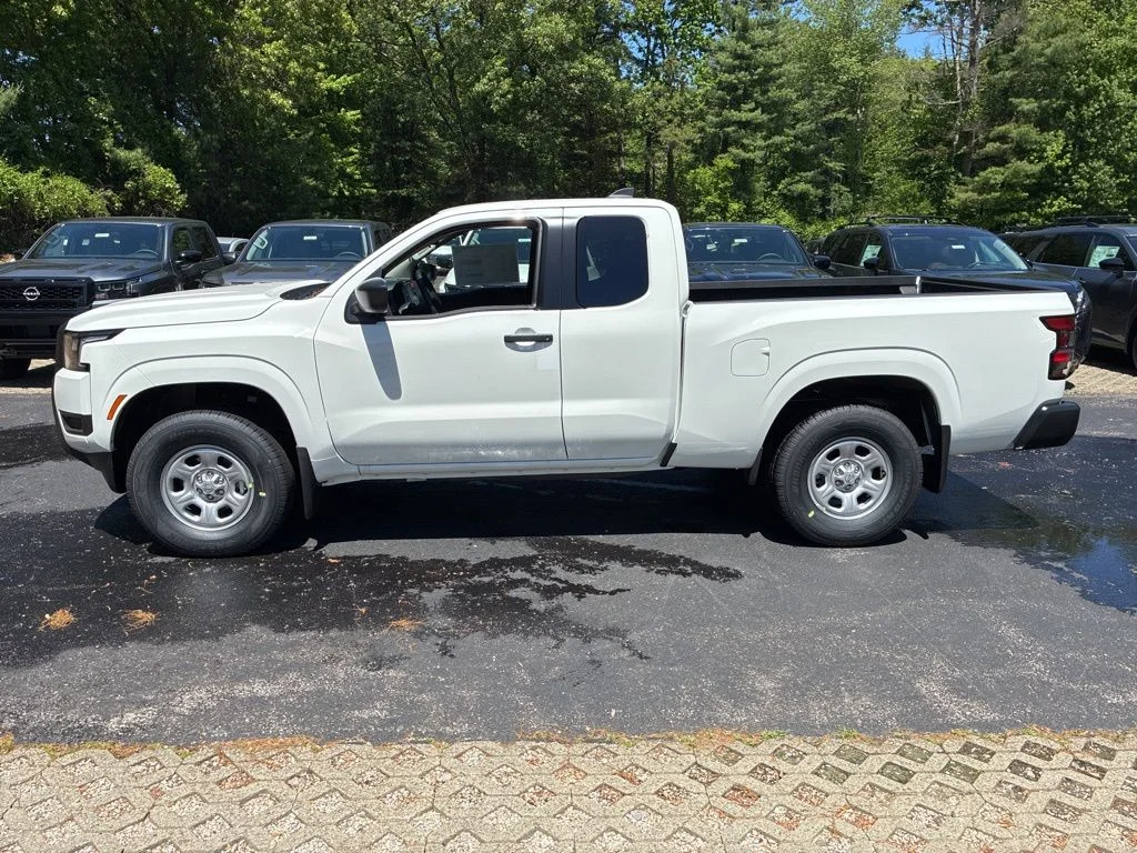New 2026 Glacier White Nissan King Cab® S image 5