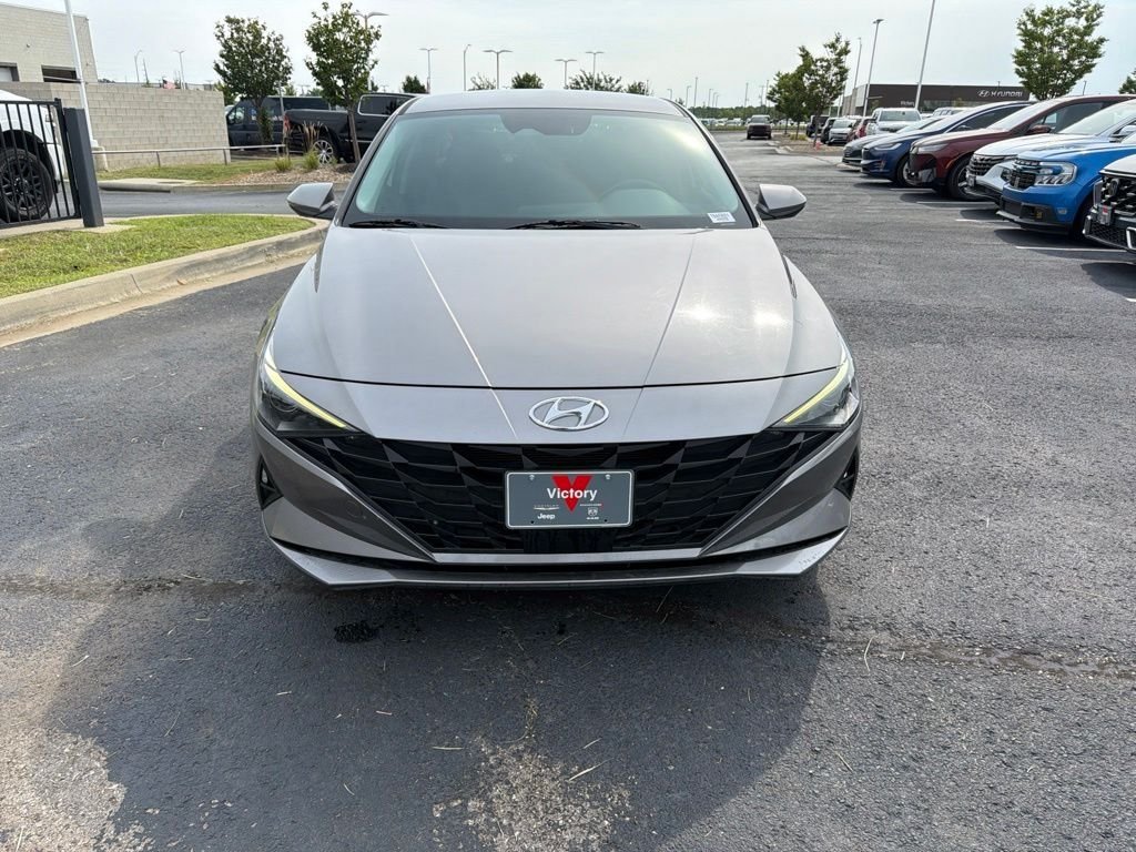 Used 2023 Hyundai Elantra SEL with VIN KMHLS4AG8PU449001 for sale in Kansas City