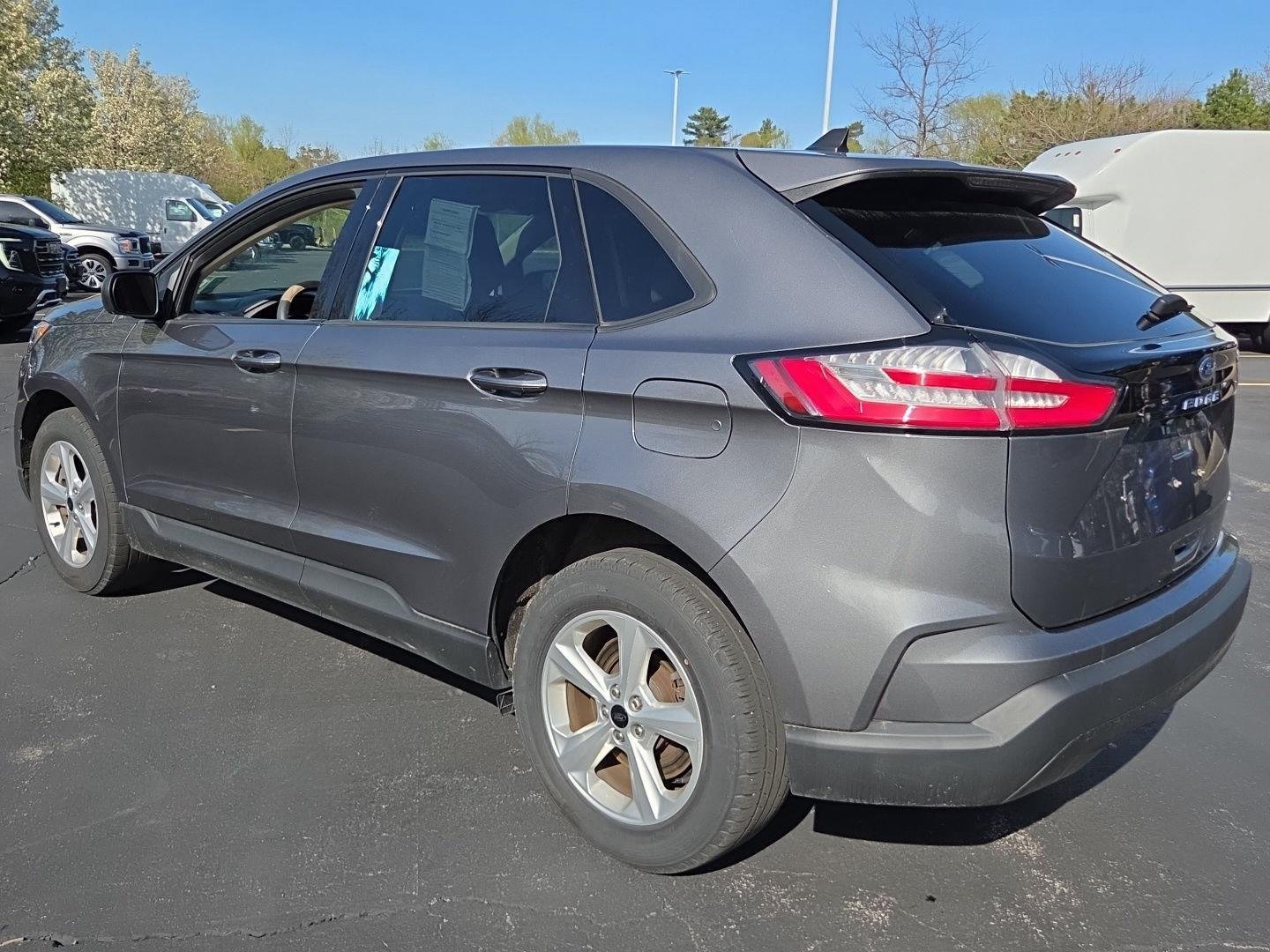 Used 2024 Carbonized Gray Metallic Ford SE image 4