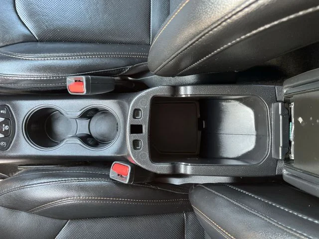 Used 2019 Silver Jeep Limited image 23