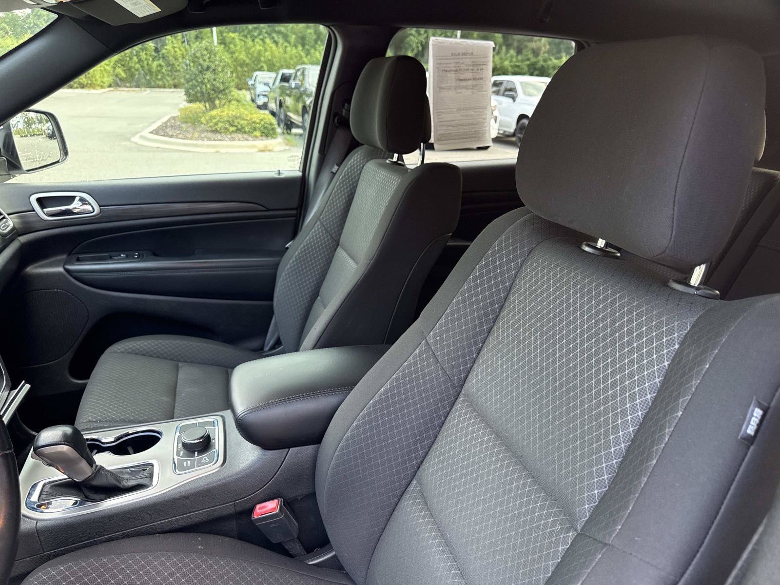 Used 2021 Bright White Clea Jeep Laredo E image 19