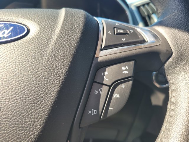 Used 2018 Blue Ford SEL image 27