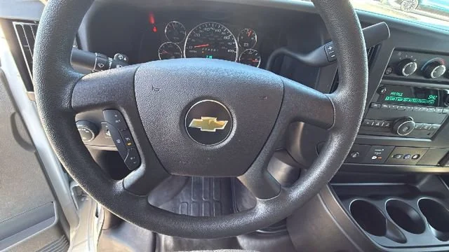 2025 Chevrolet Express Cargo Work Van - Photo 18