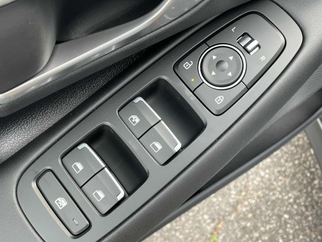 New 2025 Silver Hyundai SE image 16