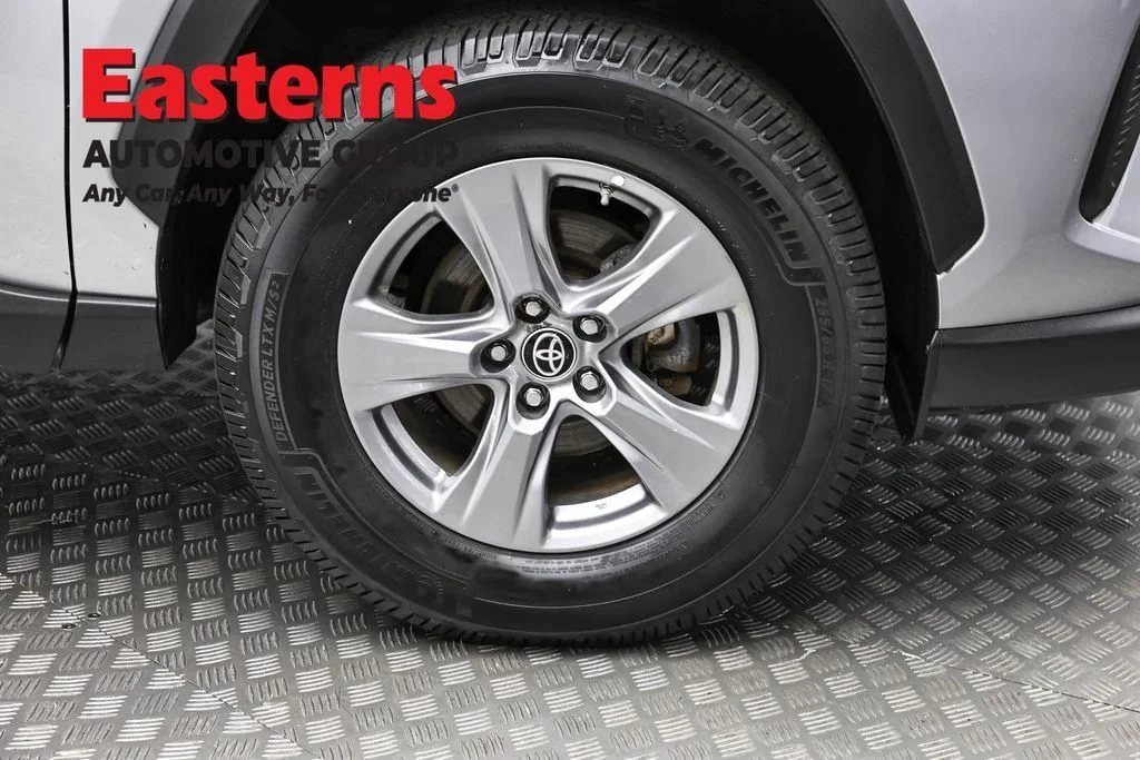 Used 2023 Silver Toyota LE image 31