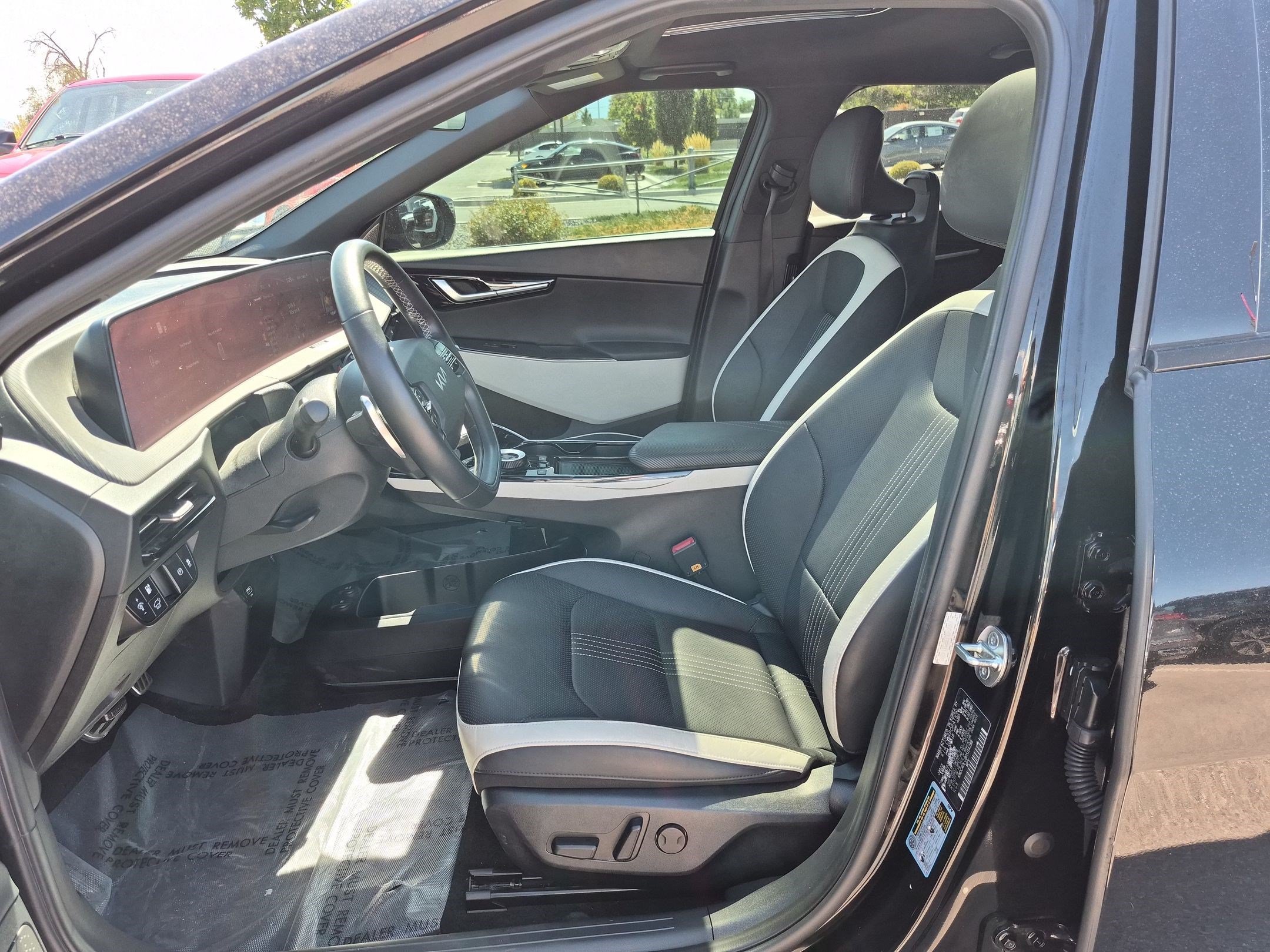 Used 2023 Aurora Black Pearl Kia GT-Line image 15
