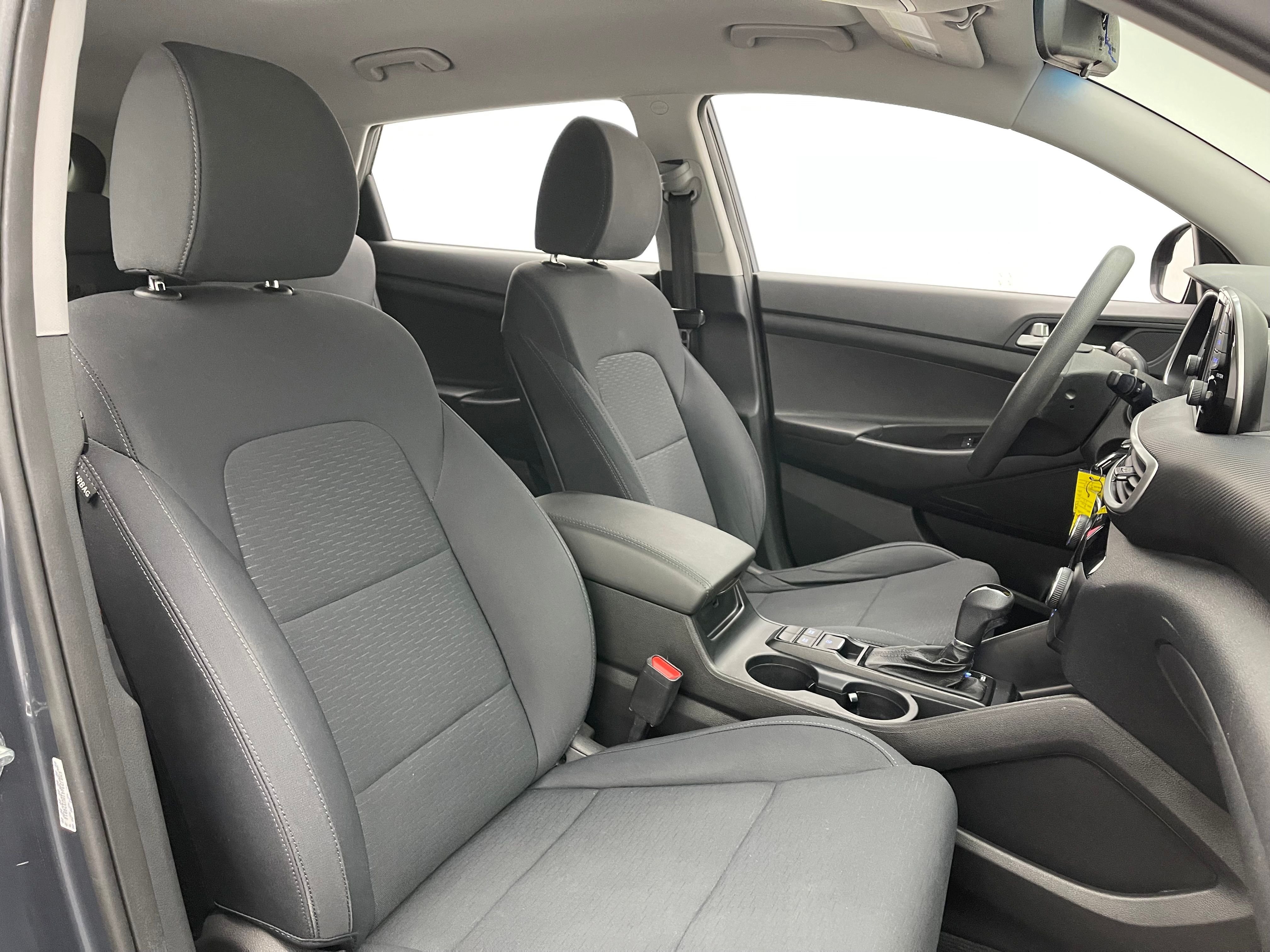 Used 2021 Dusk Blue Hyundai SE image 28