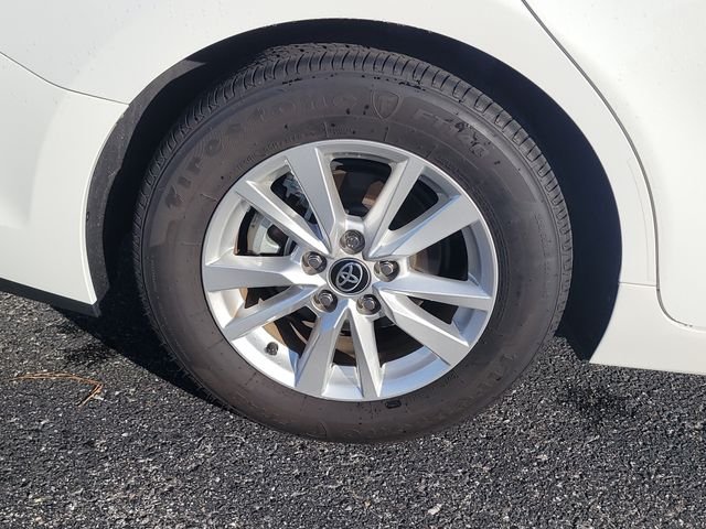 Used 2025 White Toyota LE image 8
