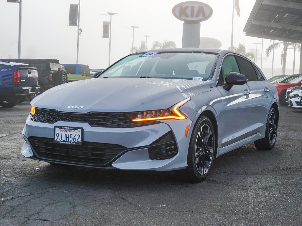 Used 2024 Gray Kia GT-Line image 3