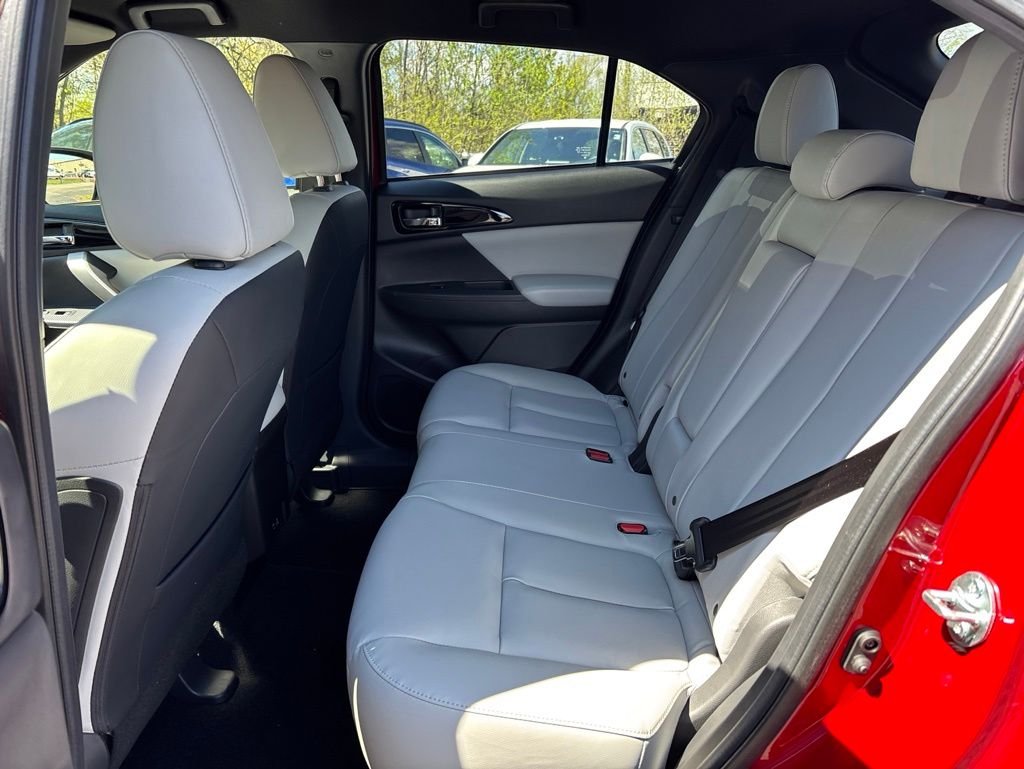 Used 2024 Red Mitsubishi SEL image 22