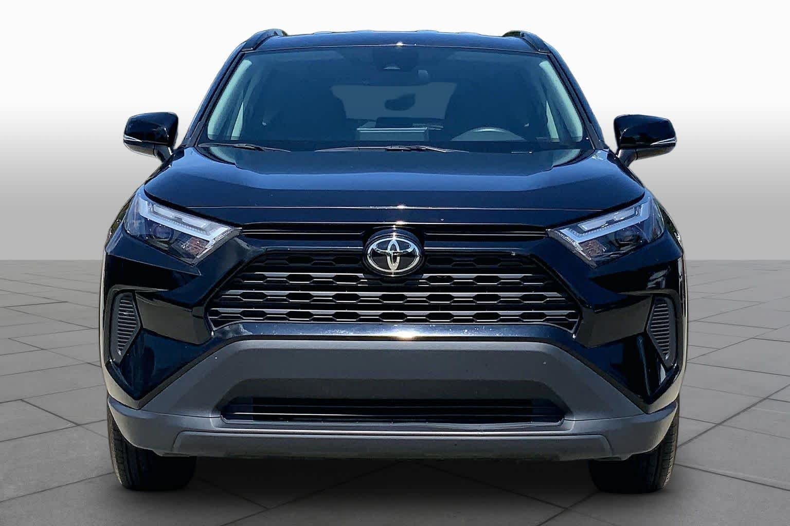 Pre-Owned 2025 Toyota RAV4 XLE