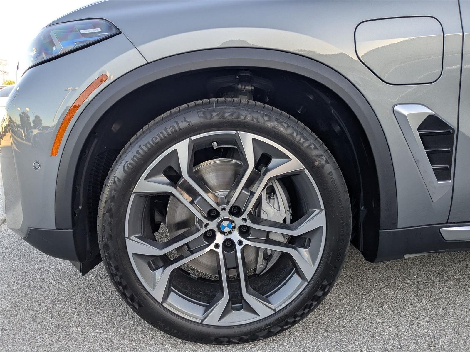 2026 BMW X5 50e - Photo 9
