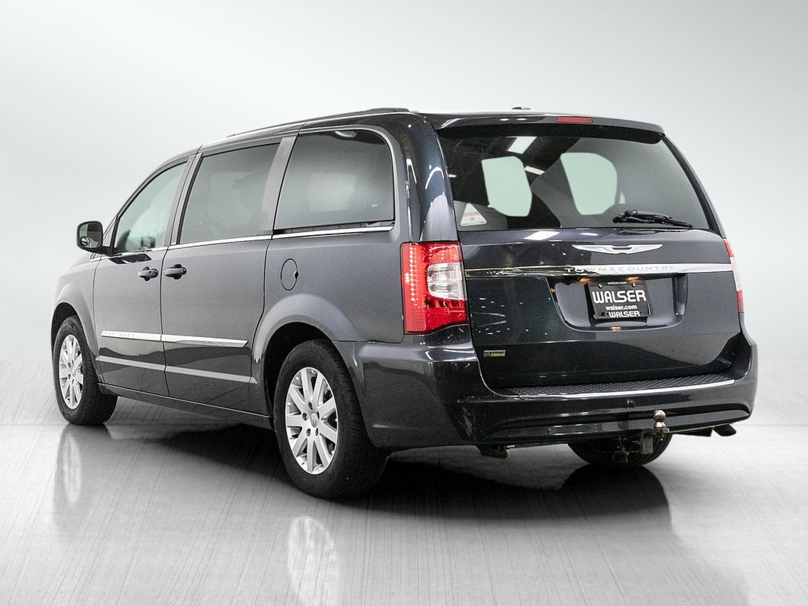 Used 2013 Maximum Steel Metallic Clearcoat Chrysler Touring image 3