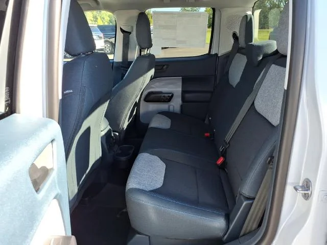 New 2026 Space White Metallic Ford XLT image 31