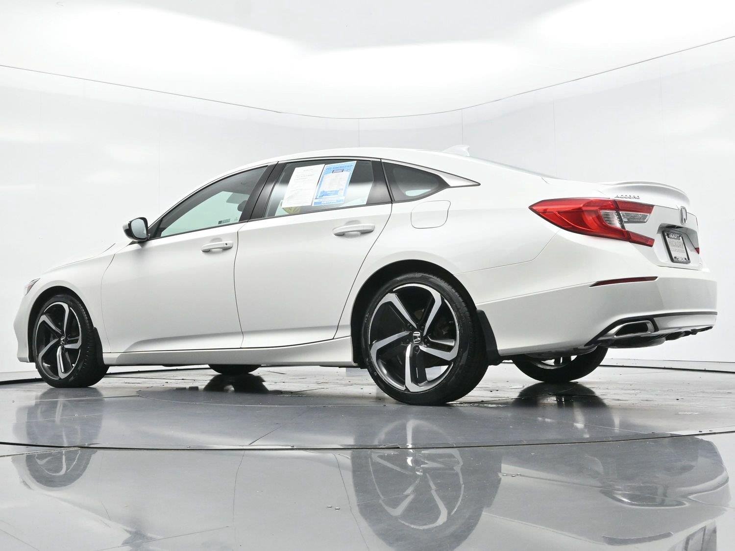 Used 2020 Platinum White Pearl Honda Sport image 45