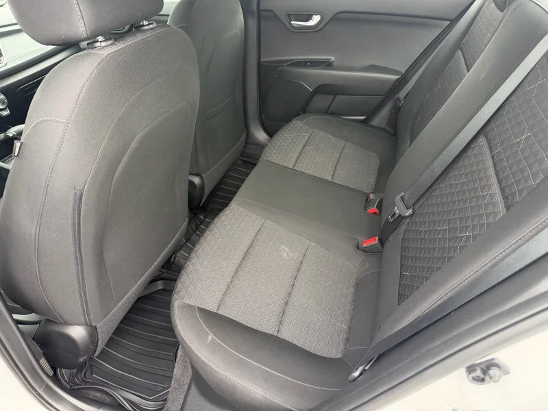 Used 2022 Clear White Kia LX image 17