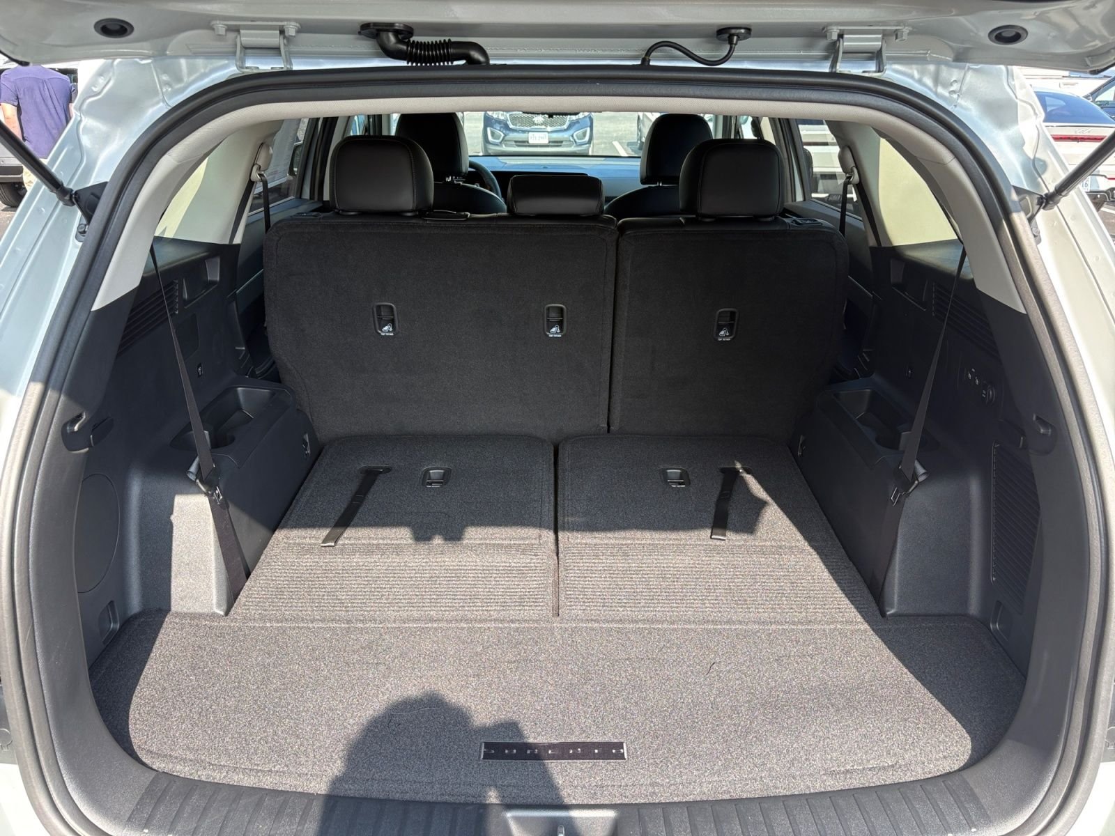 New 2026 Ivory Silver Kia S image 19