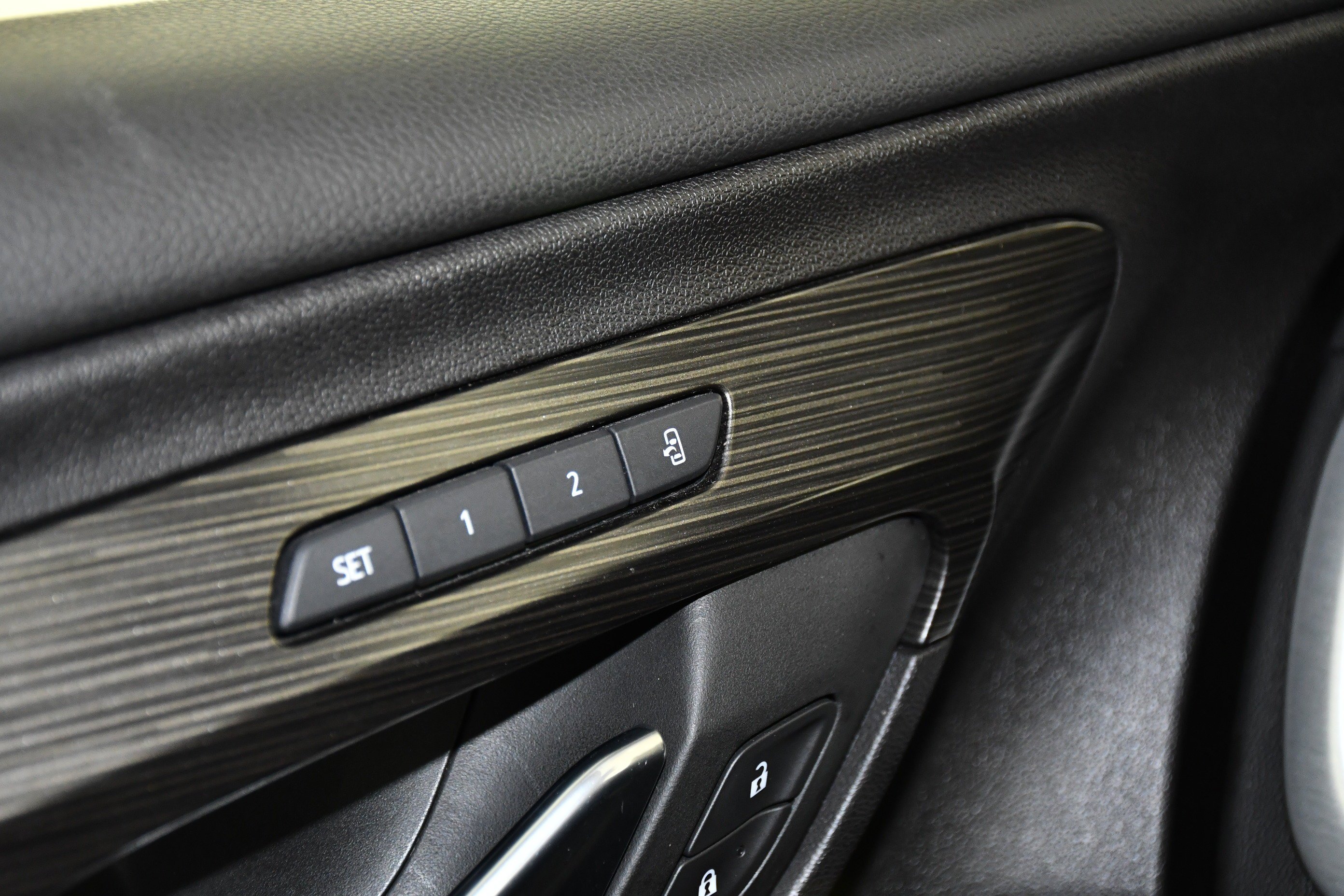 Used 2024 Sterling Metallic GMC SLT image 36