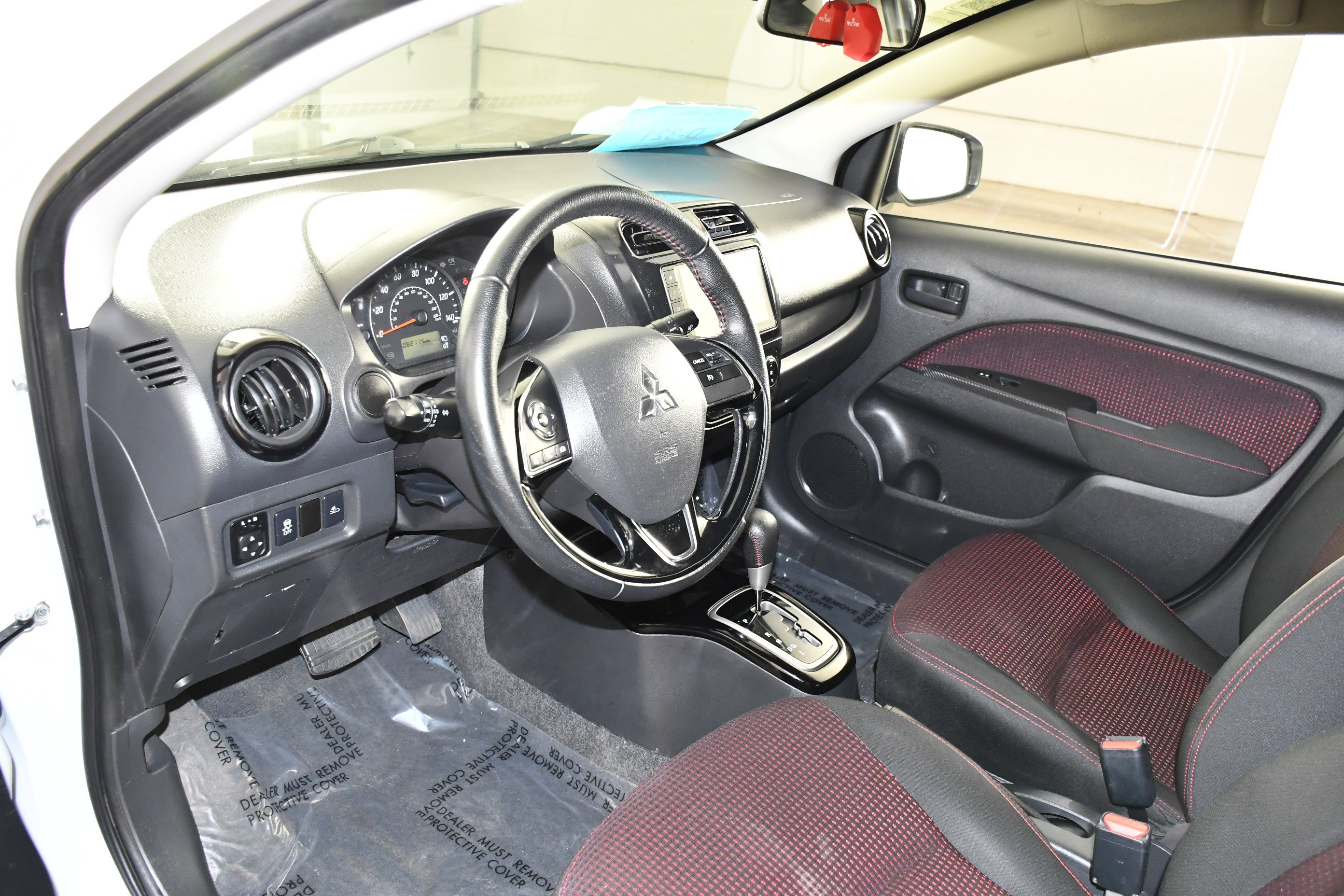 Used 2022 White Mitsubishi Black Edition image 2