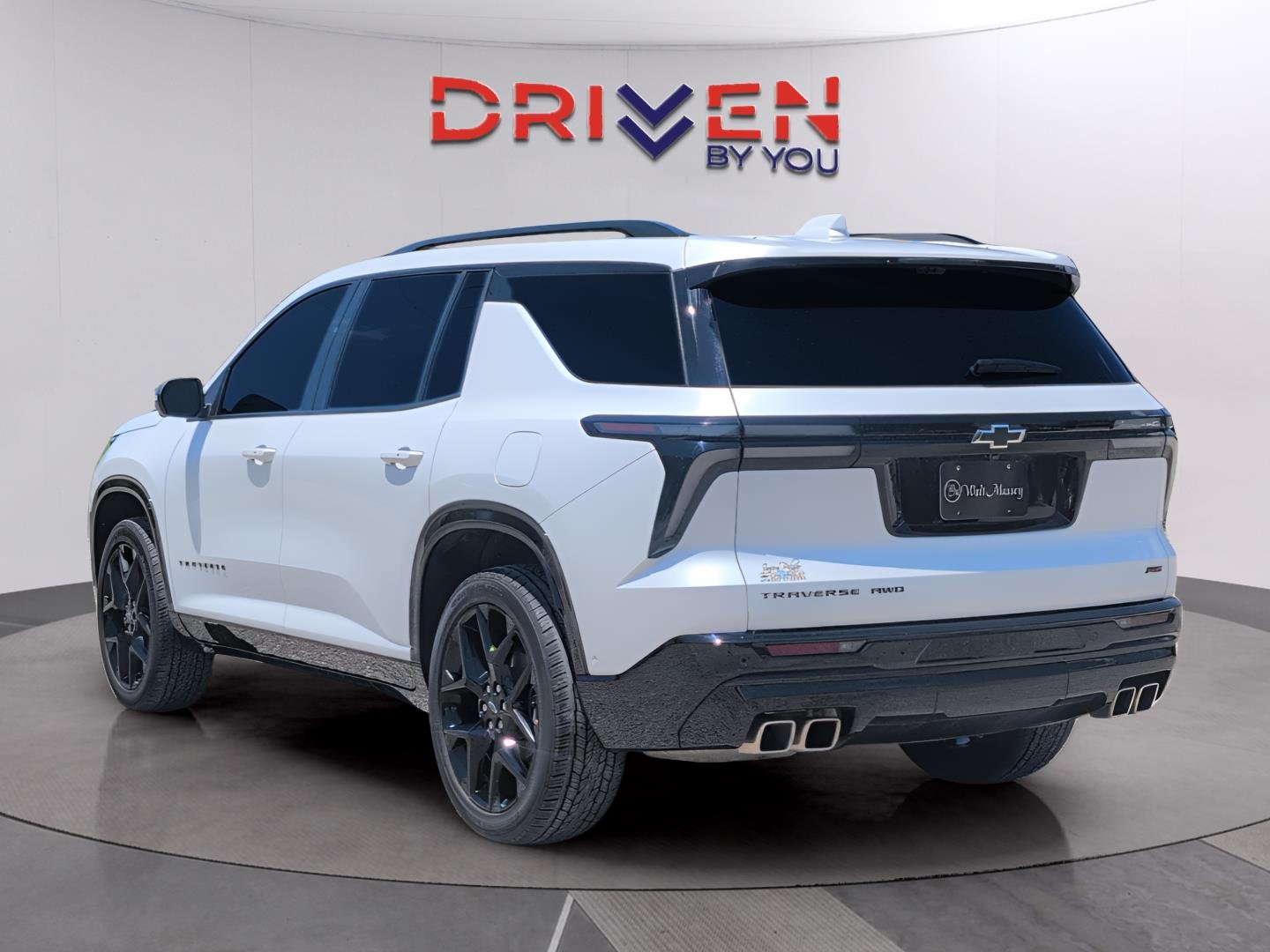 Used 2024 Iridescent Pearl Tricoat Chevrolet RS image 3