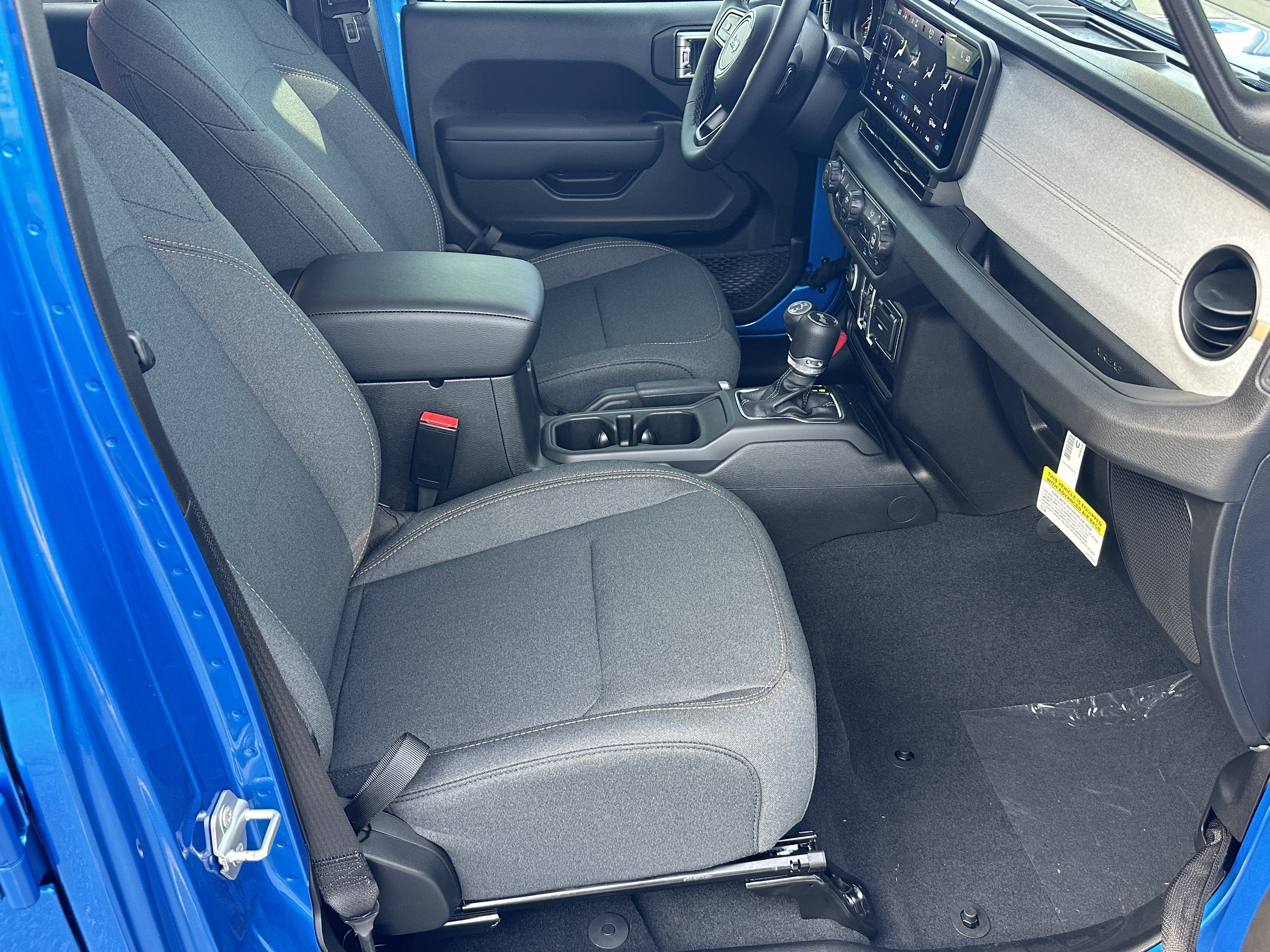 New 2026 Hydro Blue Pearl-Coat Exterior Paint Jeep Sport S image 14