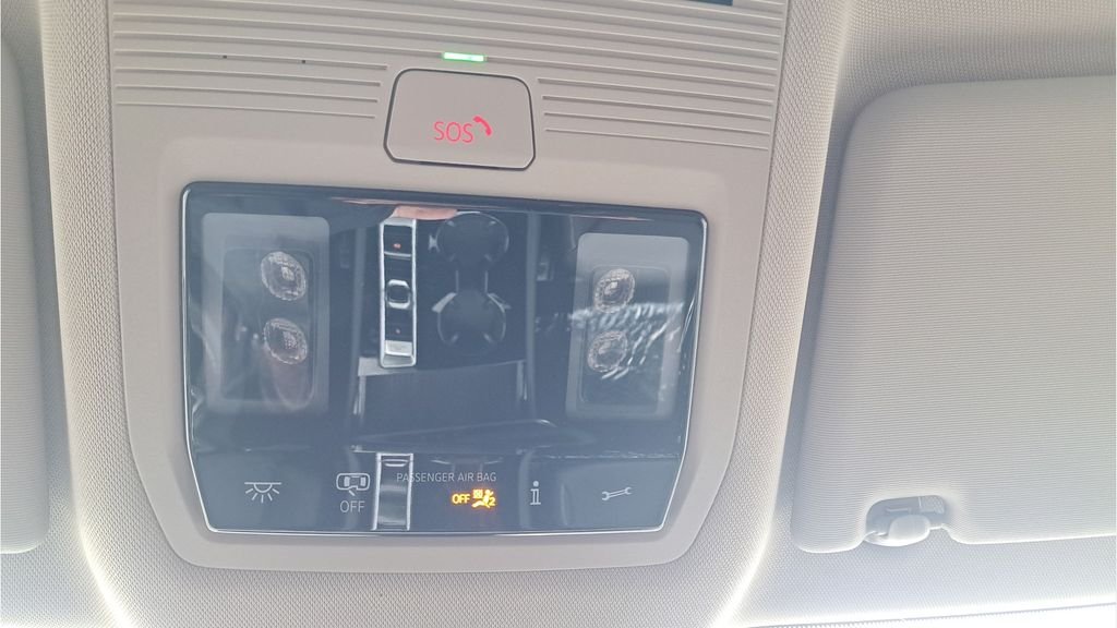 New 2026 Green Volkswagen 2.0T SE w/Technology image 26