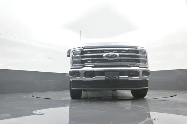 Used 2026 Gray Metallic Ford Lariat image 24