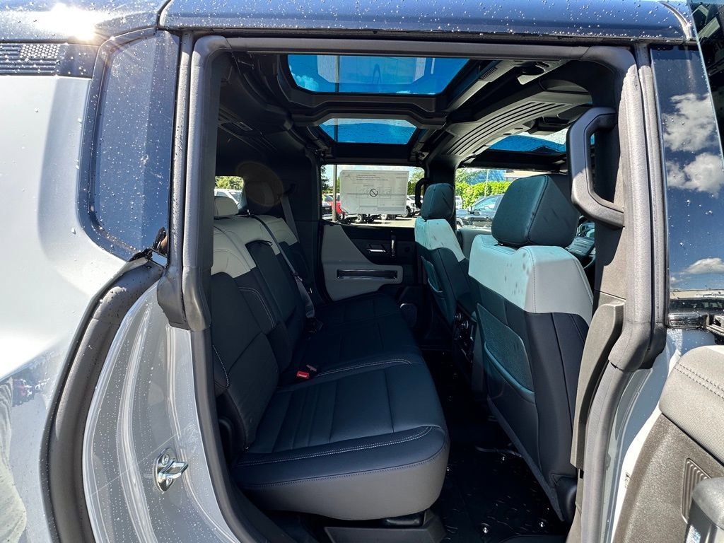2026 GMC HUMMER EV 2X - Photo 14