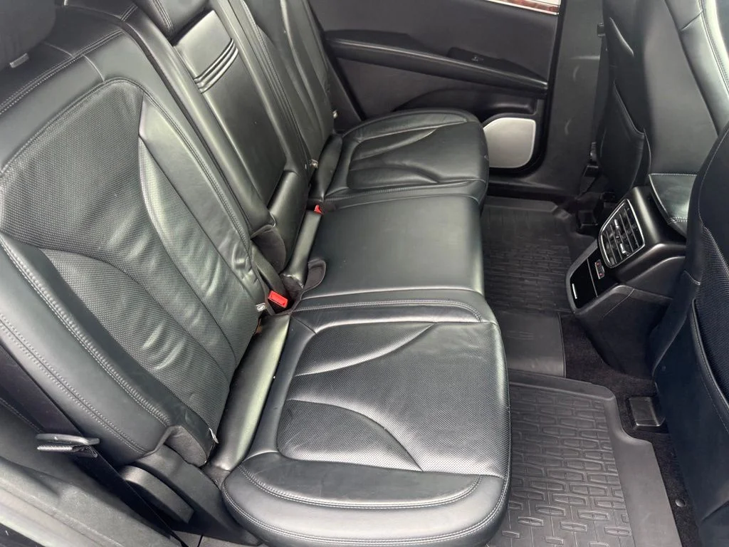 Used 2019 Black Lincoln Reserve image 56