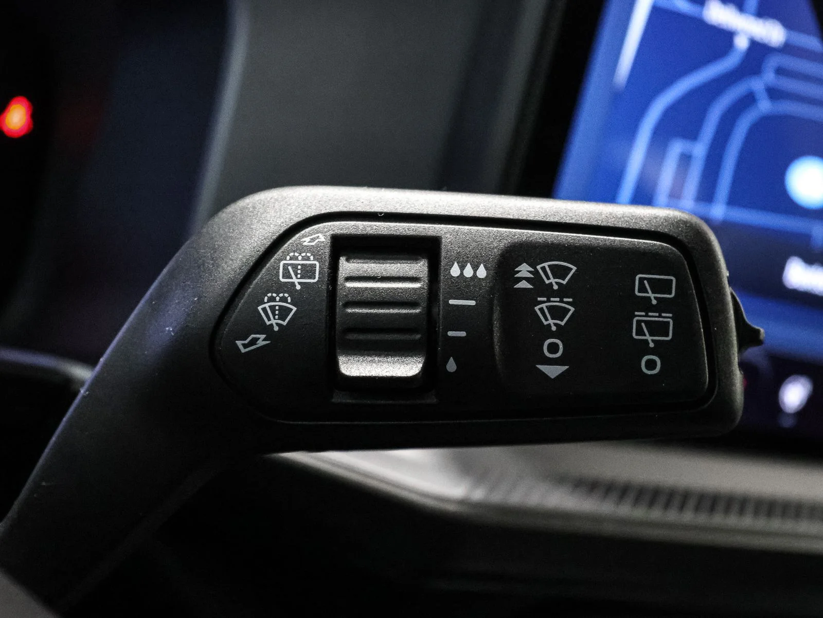New 2026 Carbonized Gray Metallic Ford Outer Banks® image 38