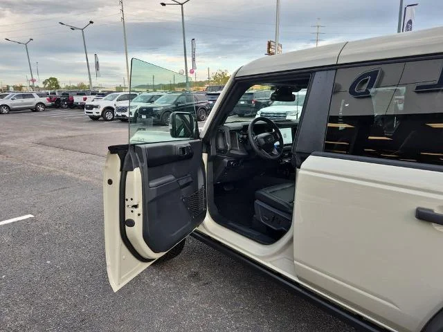 2025 Ford Bronco 4-Door Badlands - Photo 9