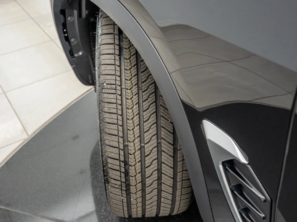 Used 2024 Black Sapphire Metallic BMW xDrive40i image 58