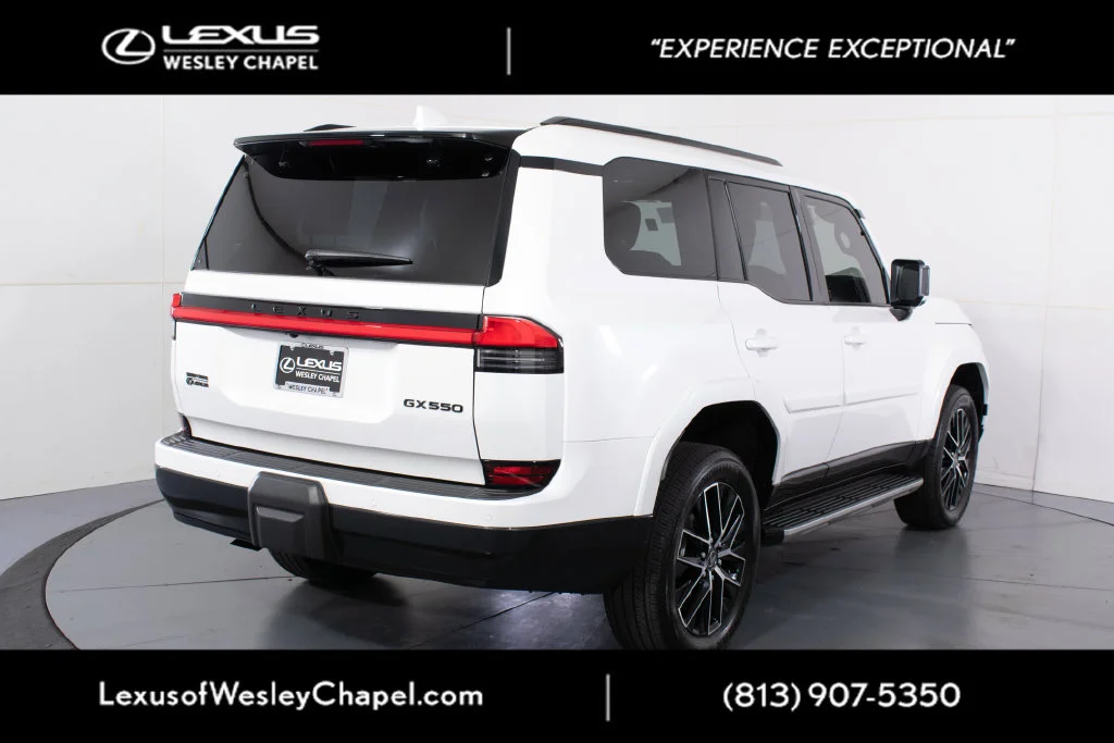 Used 2026 White Lexus 550 Premium+ image 3